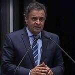 PSDB correrá risco de apoiar Temer, diz Aécio; PT promete oposição intransigente