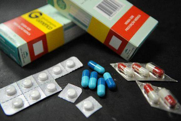 Anvisa suspende venda e uso de lotes de medicamento para câncer de mama