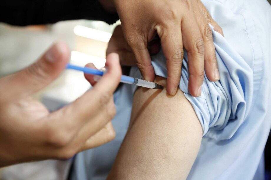 Falta de vacinas contra gripe preocupa população em Campo Grande