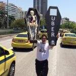 Após Haddad liberar Uber, taxistas fecham ruas de SP em protesto