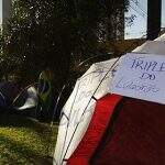 Famílias se revezam em acampamento de protesto contra Dilma na Afonso Pena