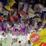 ‘Xepa da Páscoa’: comércio dá descontos de 50% para vender ovos de chocolate