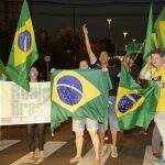 Manifestantes já se reúnem na Avenida Afonso Pena para protesto contra Dilma