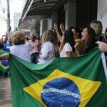 VÍDEO: contra Dilma, 400 lojas ‘fecham portas’, segundo organizadores