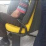 ‘Tarado’ se masturba na frente de jovem em ônibus e acaba preso