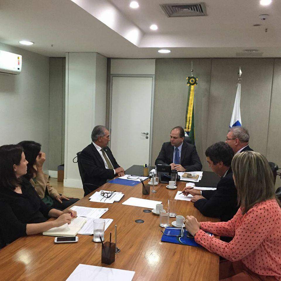 Reinaldo diz que ministro vai garantir recurso para hospital em Dourados