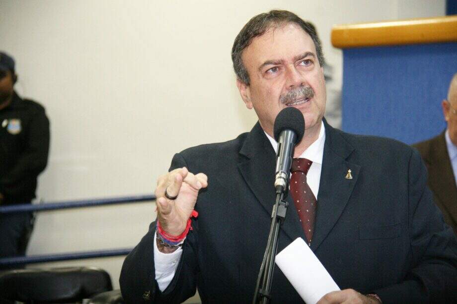 Vereador conversa com governador, mas não sabe se assume lugar de Marquinhos