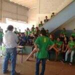 Maior escola rural do Brasil é desocupada em MS, mas protestos continuam
