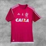 Flamengo e Coritiba lançam camisas rosa em alerta ao câncer de mama