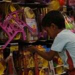 Cautela e economia dominam compras de presentes do Dia das Crianças