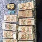 Polícia apreende R$ 98,9 mil embaixo da cama de cunhada de candidato a prefeito
