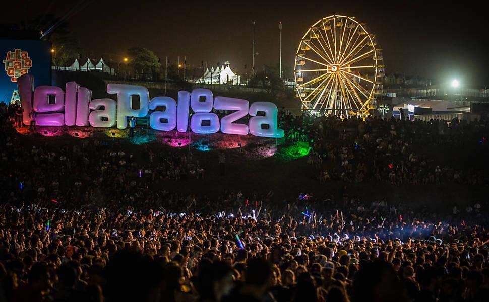 Festival Lollapalooza divulga atrações para 2017, e recebe Metallica e Strokes