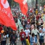 Polícia usa gás de pimenta durante manifestação em São Paulo e atinge ex-senador