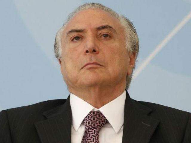 Temer considera “pequeno embaraço” decisão de manter direitos políticos de Dilma