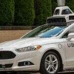 Em teste, Uber leva passageiros em carros que andam sem motorista