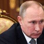 Putin sanciona lei que despenaliza violência doméstica na Rússia