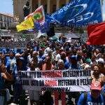 PM prende alunos em protesto contra privatização da Cedae