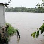 Chuvas elevam nível do rio Taquari e colocam autoridades em alerta