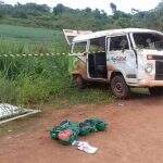 Kombi que transportava trabalhadores capota, mata um e deixa 5 feridos