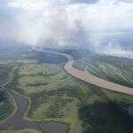 Queimada ‘gigante’ iniciada na Bolívia forma cortina de fumaça no Pantanal