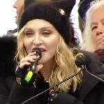 VÍDEO: Madonna altera música, alfineta Donald Trump e é ovacionada em protesto