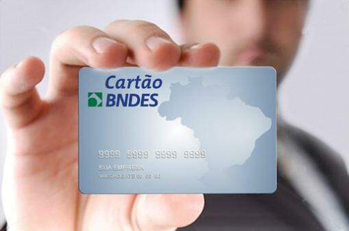 Empresas de confecção poderão vender a varejistas com Cartão BNDES