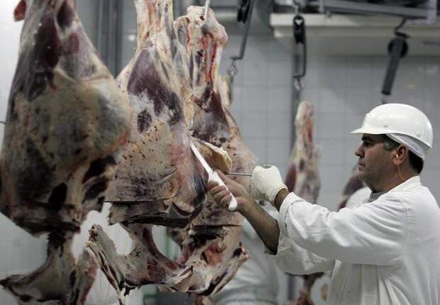 Chile diz que restrições adotadas valem para toda carne produzida no Brasil