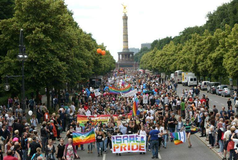 Alemanha reabilita homossexuais condenados depois da guerra