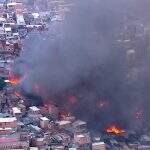 Incêndio de grandes proporções atinge favela em Paraisópolis