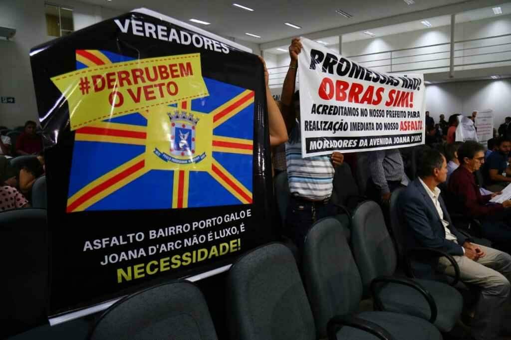 Moradores em protesto na Câmara (Marcos Ermínio