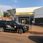Bandidos invadem Banco do Brasil, rendem funcionários e levam dinheiro do cofre