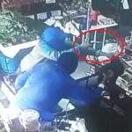 Bandidos invadem mercado e disparam tiros durante assalto no Danúbio Azul