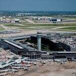 EUA aumentam vigilância em aeroportos após vírus na China
