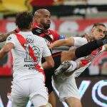 Em casa, Athletico-PR leva empate do River Plate no fim pela Libertadores