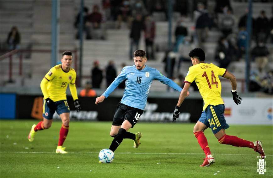 Uruguai domina, tem gol anulado e só empata com a Colômbia pelas Eliminatórias