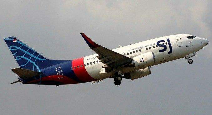 Indonésia confirma queda de avião com 62 pessoas