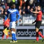 Balotelli critica torcedores da Lazio por abusos raciais: ‘Tenham vergonha’