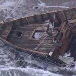 Destroços de ‘barco fantasma’ com cinco corpos são achados na costa do Japão