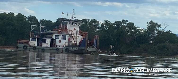 Embarcação que afundou e deixou sete mortos começa a ser retirada de Rio Paraguai