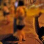 Vizinhos reclamam de festa clandestina com som alto e adolescentes no Guanandi