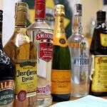 Festa garantida: De ‘refri’ a conhaque, bandidos furtam 24 litros de bebidas