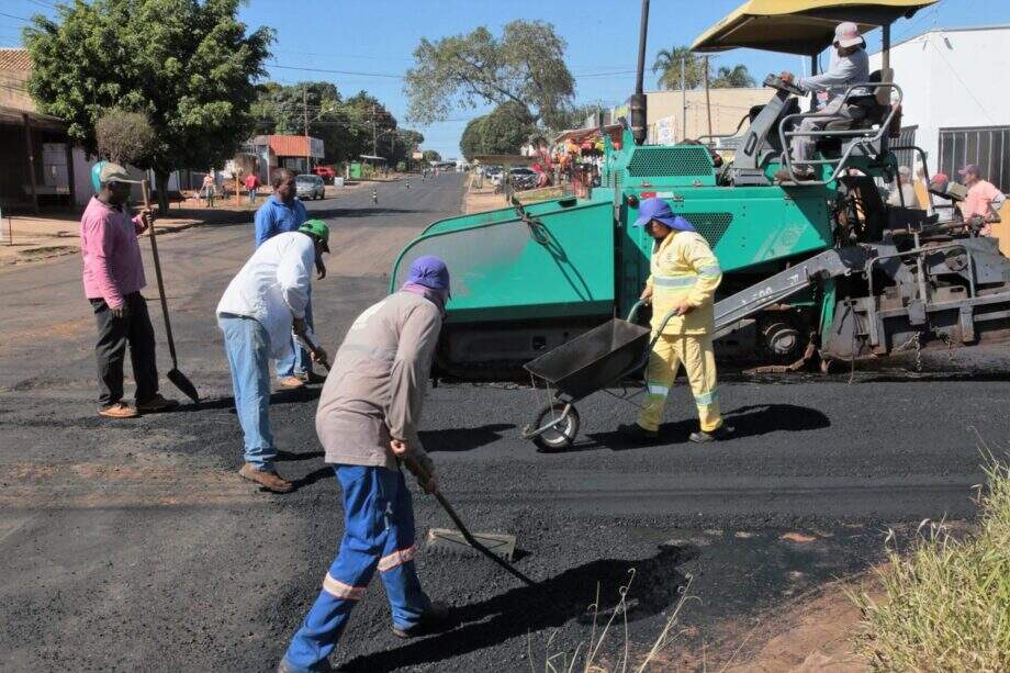 Por R$ 585 mil, três ruas da Vila Morumbi serão asfaltadas e uma receberá drenagem