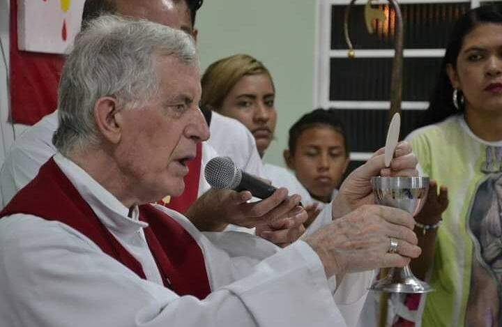 Corumbá decreta luto oficial de três dias após morte de bispo Dom Martinez por Covid-19