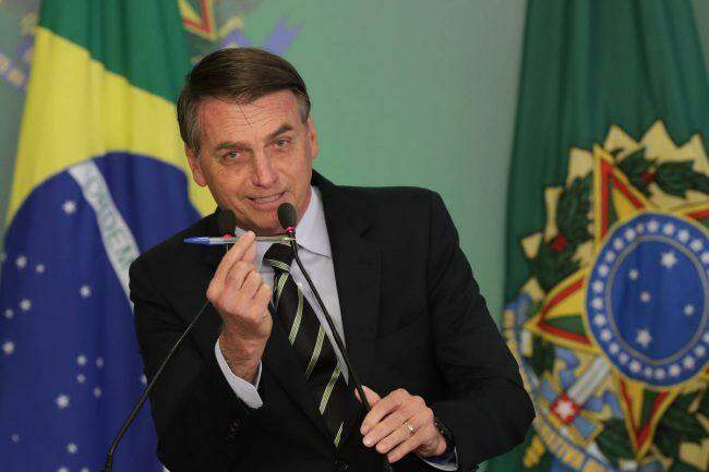 Bolsonaro diz que deve sancionar até amanhã projeto de socorro aos Estados