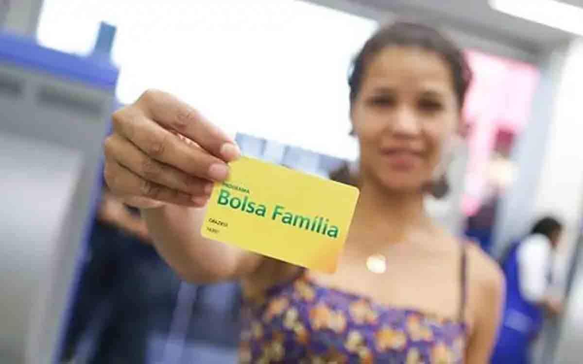 Novo grupo do Bolsa Família receberá benefício pelo aplicativo do Caixa Tem