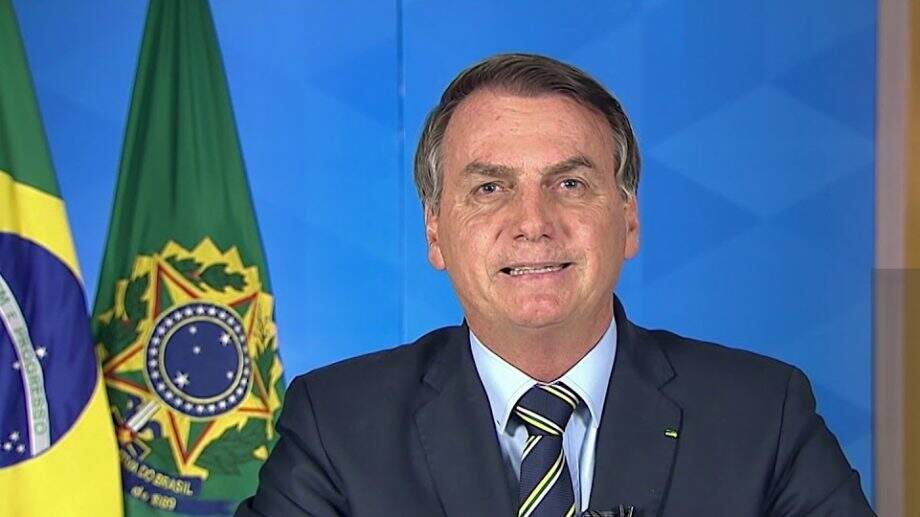 Bolsonaro retira sonda, mas início de alimentação está previsto para amanhã