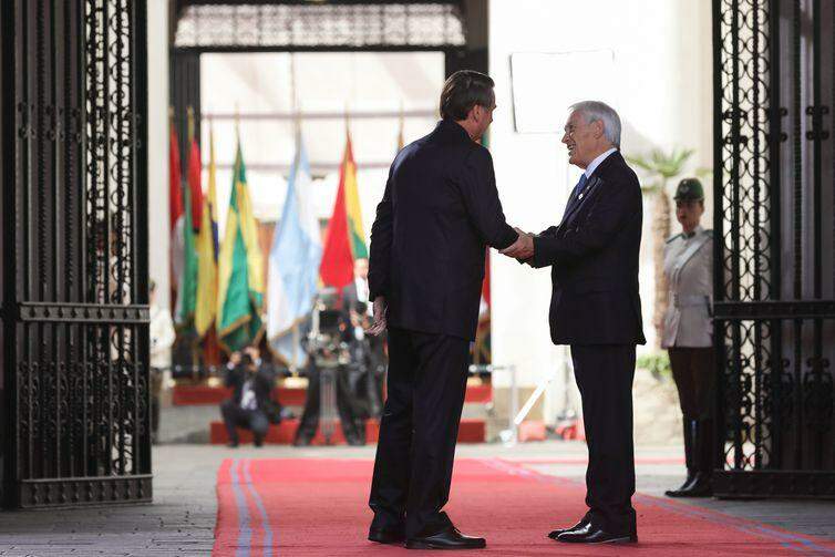 Bolsonaro e presidente do Chile firmam compromisso para construção da Rota Bioceânica