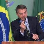 Bolsonaro assina decreto que flexibiliza a posse de armas no País