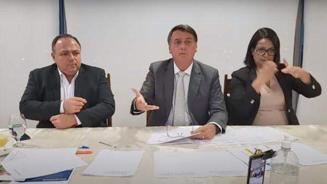 Quem dá lucro permanece, quem não dá fecha, diz Bolsonaro, lamentando sobre Ford