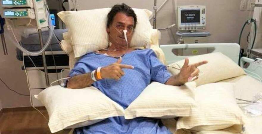 Flávio diz que Bolsonaro foi para a UTI e intubado em hospital